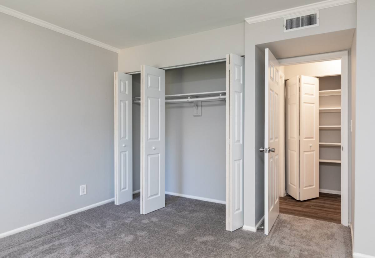 Apartment for rent at 1520 Woods Rd, Winston Salem, NC 27106
