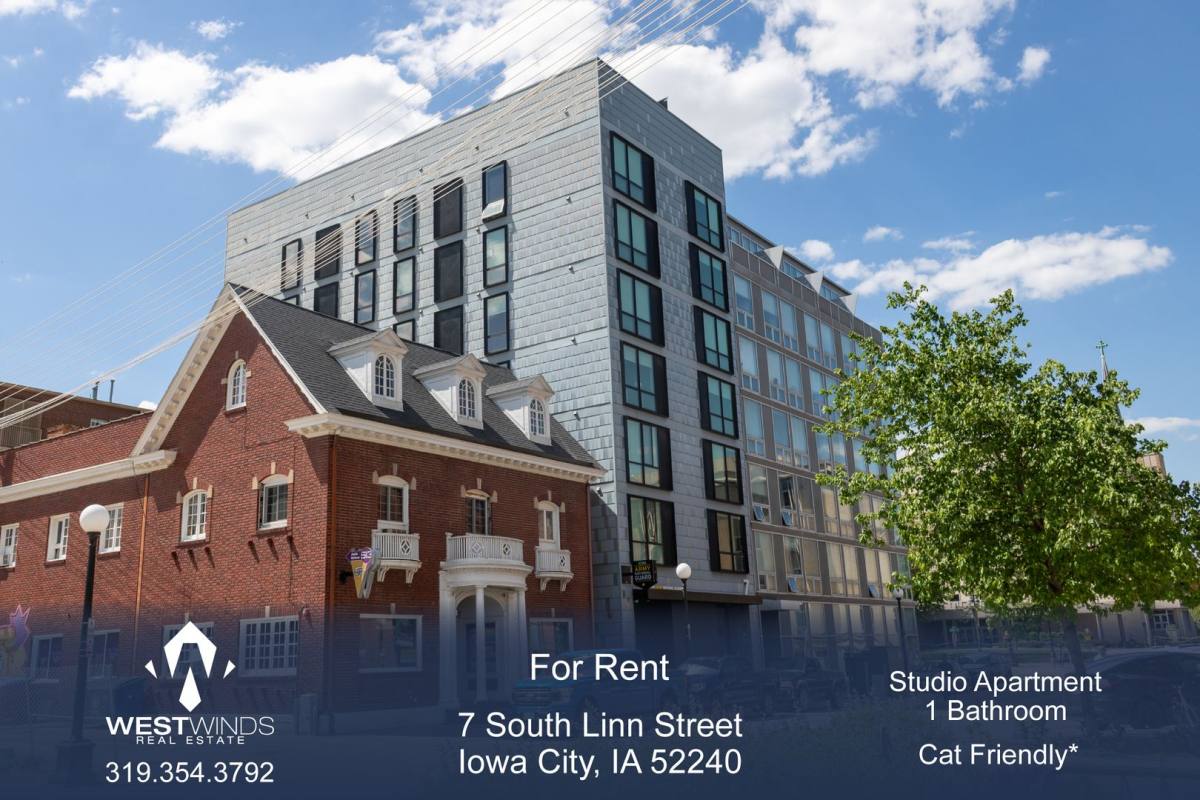 Apartment for rent at 7 S Linn St, Iowa City, IA 52240