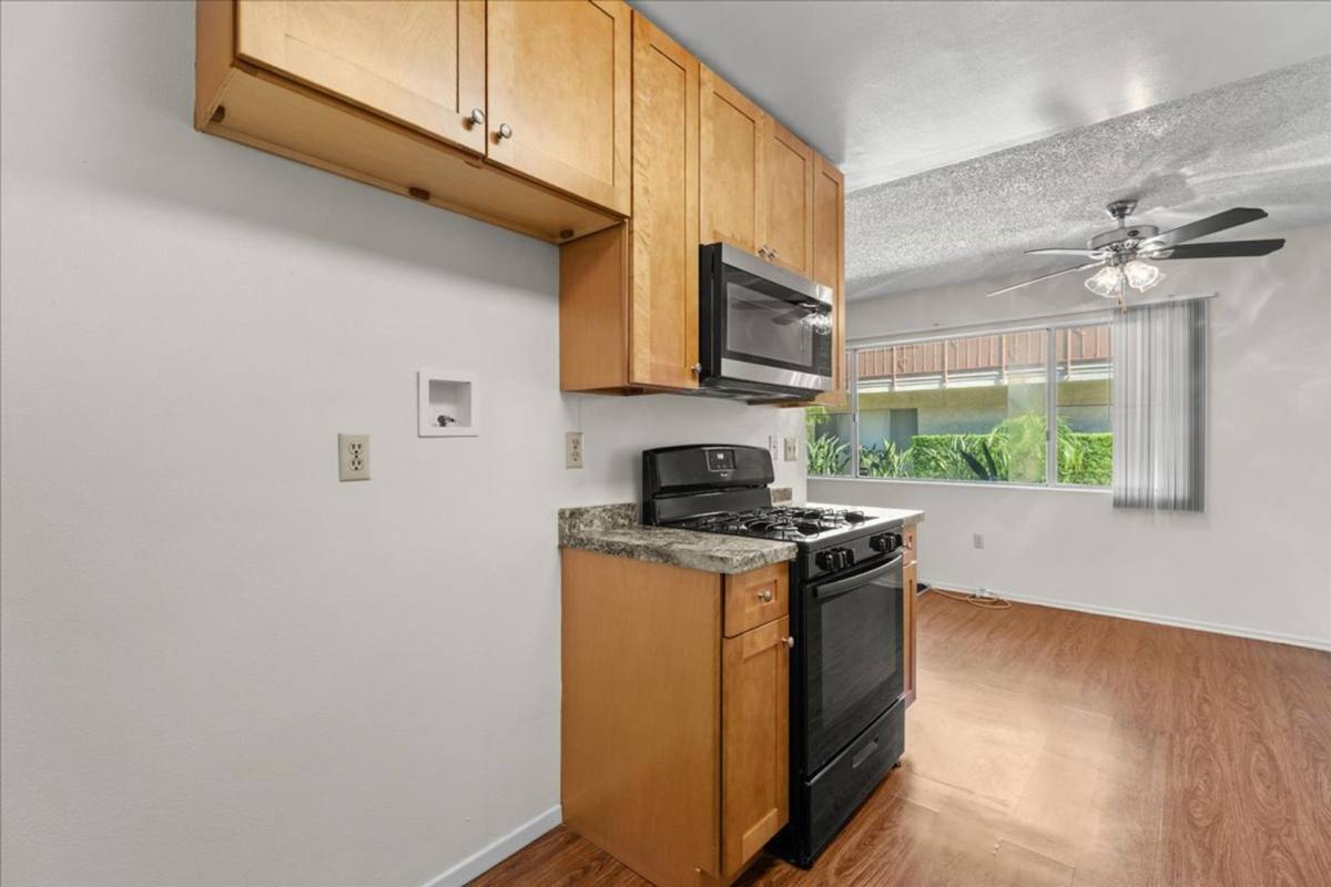 Apartment for rent at 16310 Cornuta Ave, Bellflower, CA 90706