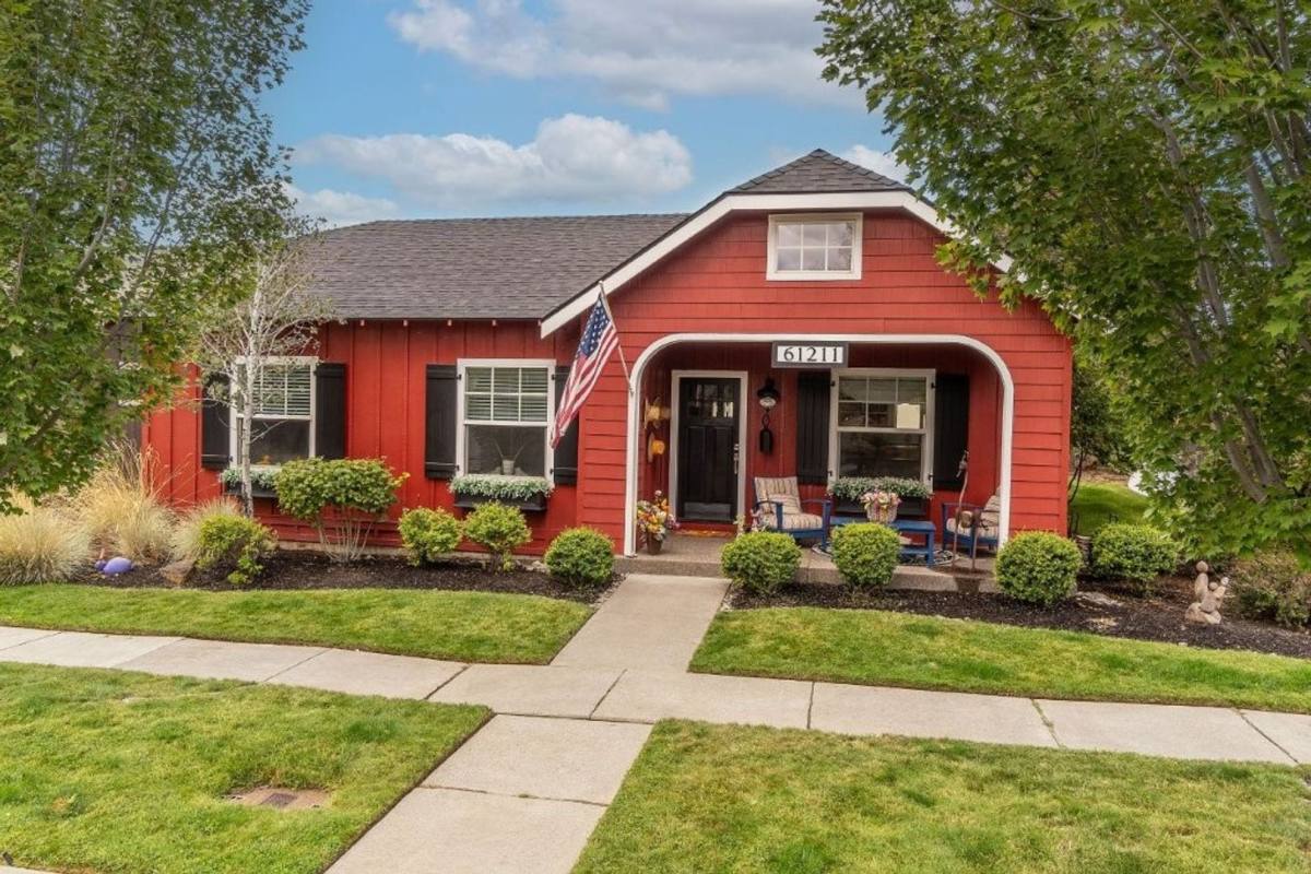 61211 Fairfield Dr, Bend, OR 97702