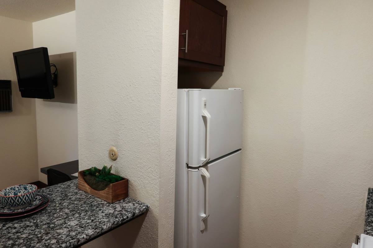 Apartment for rent at 805 W Green St, Urbana, IL 61801