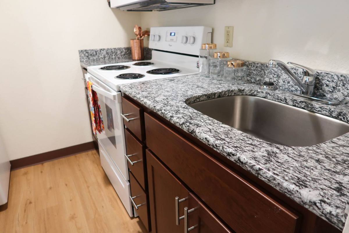 Apartment for rent at 805 W Green St, Urbana, IL 61801