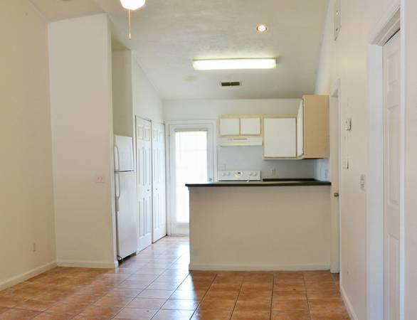 Apartment for rent at 1411-1419 Glenda Dr, Tallahassee, FL 32304