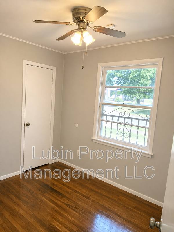 House for rent at 1361 Gaither Parkway, Memphis, TN 38106