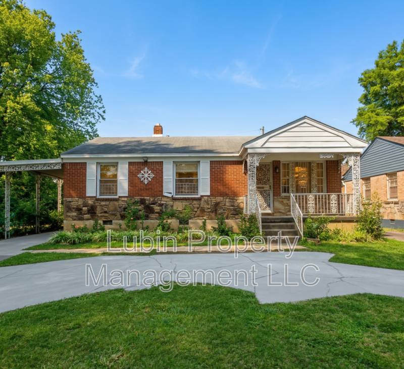 House for rent at 1361 Gaither Parkway, Memphis, TN 38106