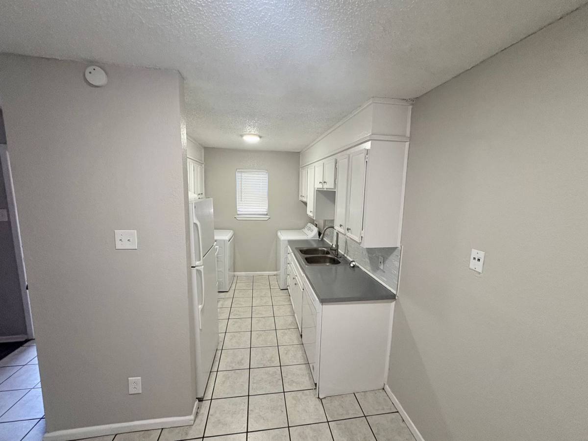 Apartment for rent at 5202 Kenosha Ave, Lubbock, TX 79413