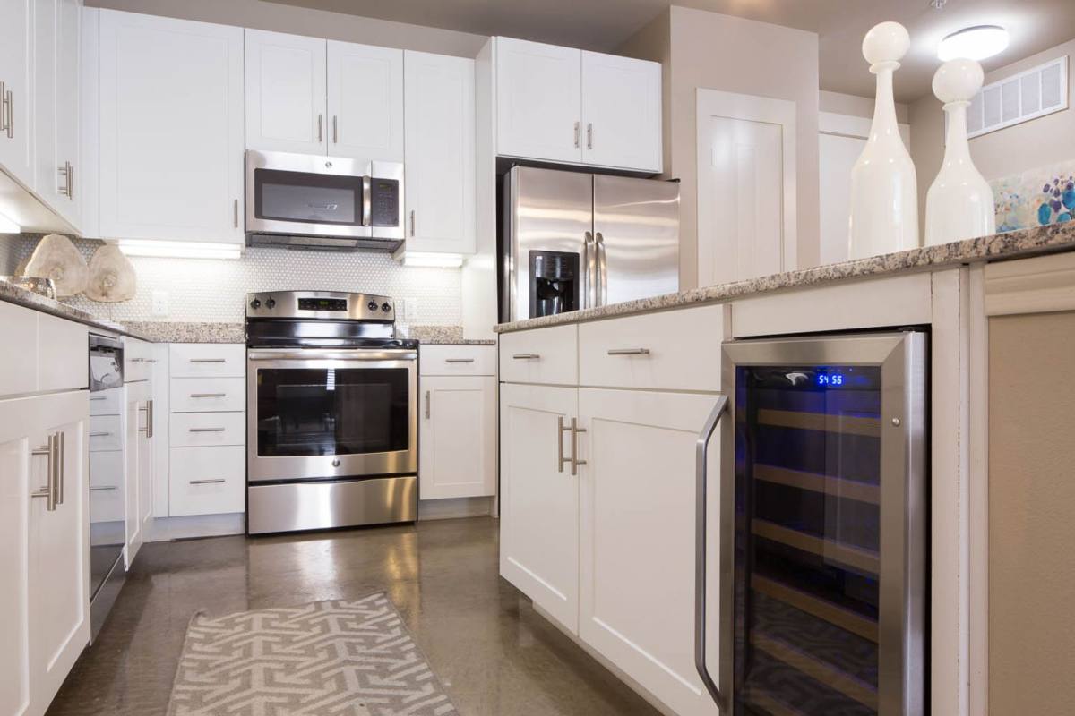 Apartment for rent at 801 & 908 N Bishop Ave, Dallas, TX 75208