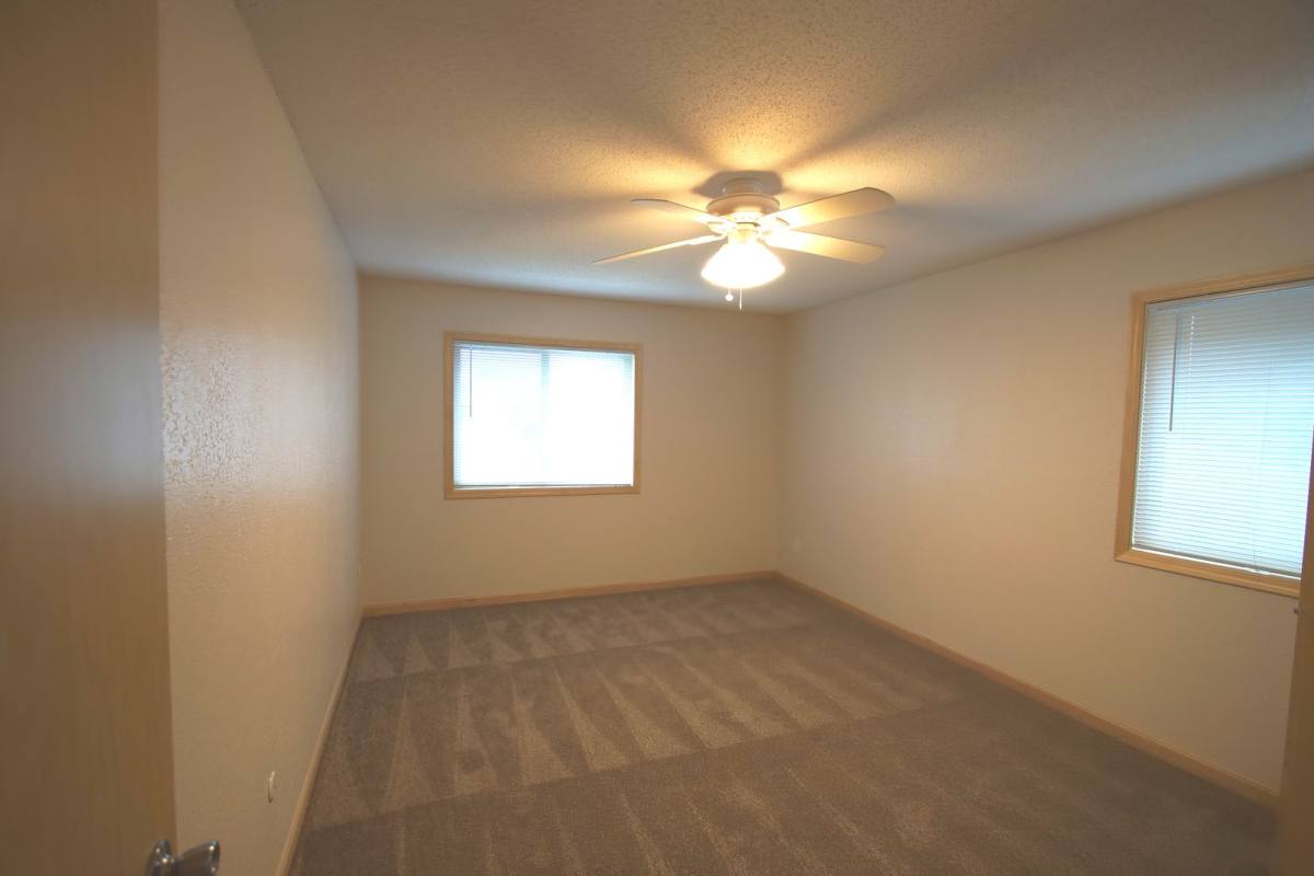 Apartment for rent at 1280 Larpenteur Ave W, Saint Paul, MN 55113