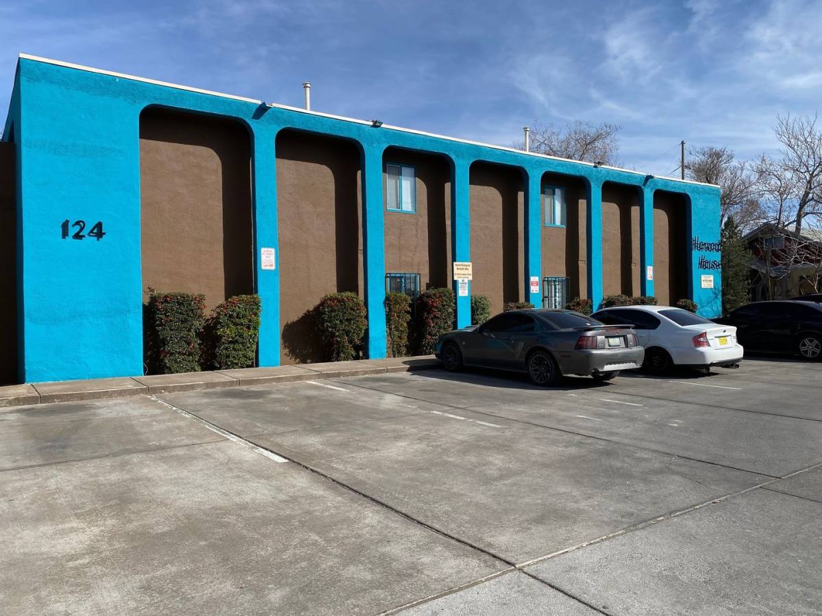 Apartment for rent at 124 Harvard St SE, Albuquerque, NM 87106