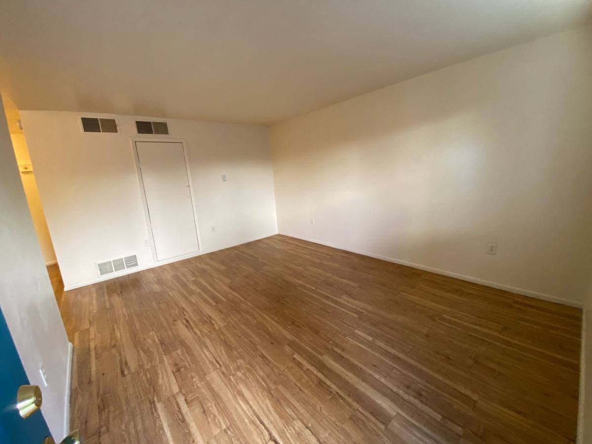 Apartment for rent at 124 Harvard St SE, Albuquerque, NM 87106