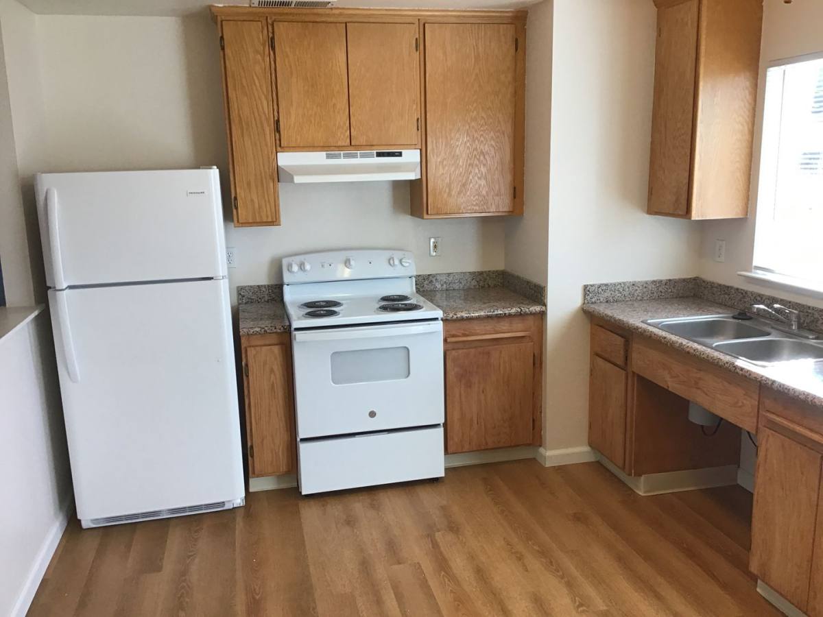 Apartment for rent at 1817 7th Ave, Olivehurst, CA 95961