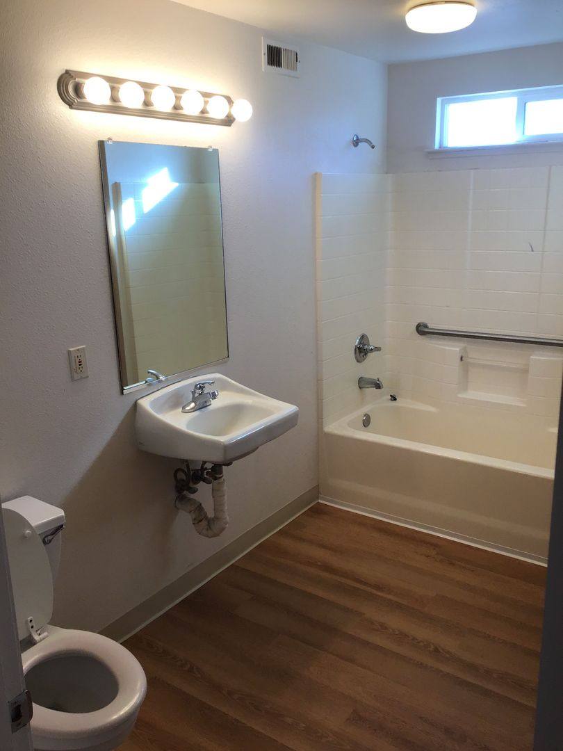 Apartment for rent at 1817 7th Ave, Olivehurst, CA 95961
