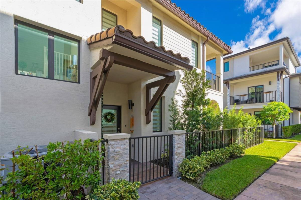 House for rent at 4608 NW 83rd Parkway, Miami, FL 33166