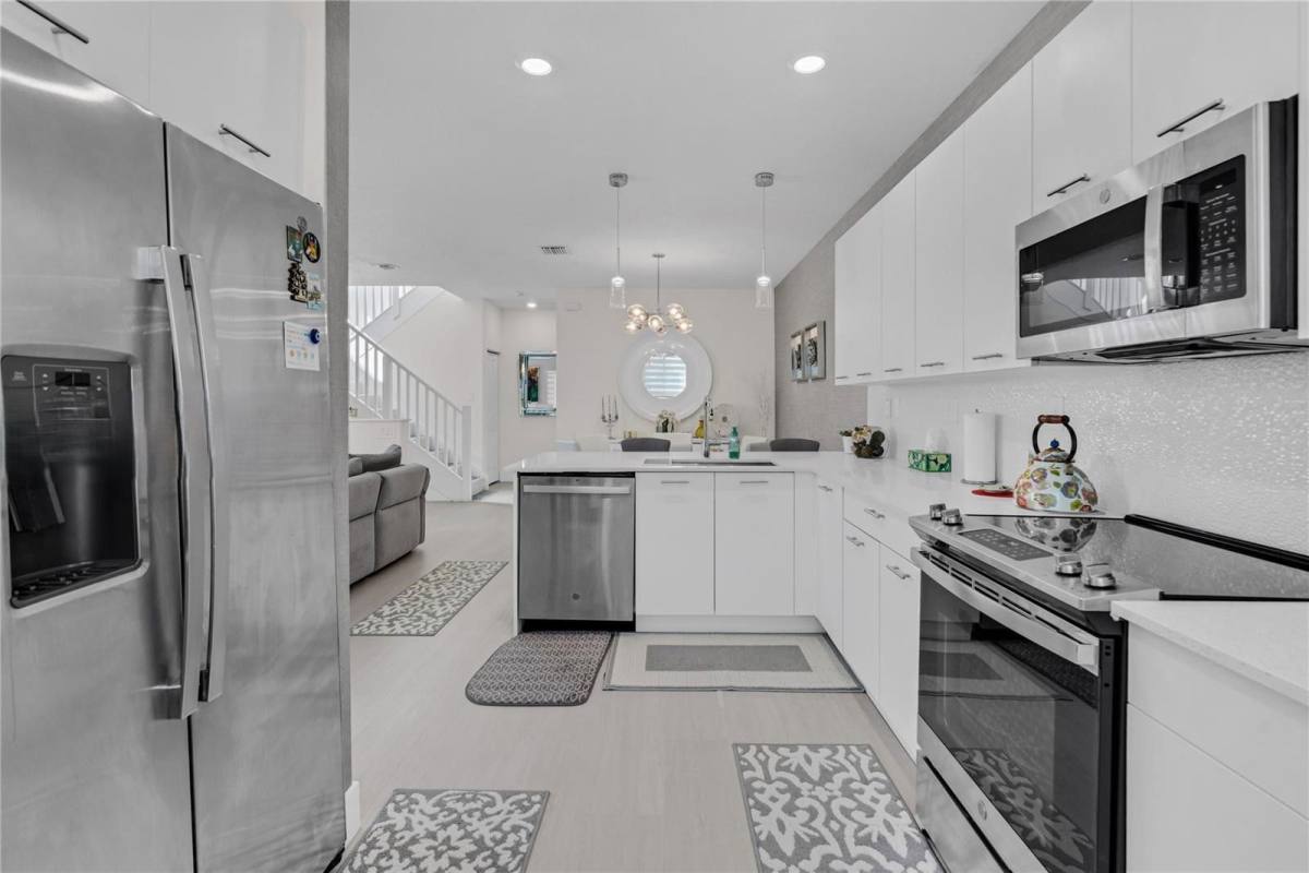 House for rent at 4608 NW 83rd Parkway, Miami, FL 33166