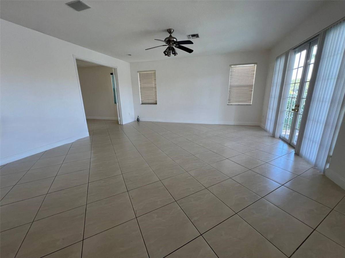 House for rent at 4957 SW 167th Ave, Hollywood, FL 33027