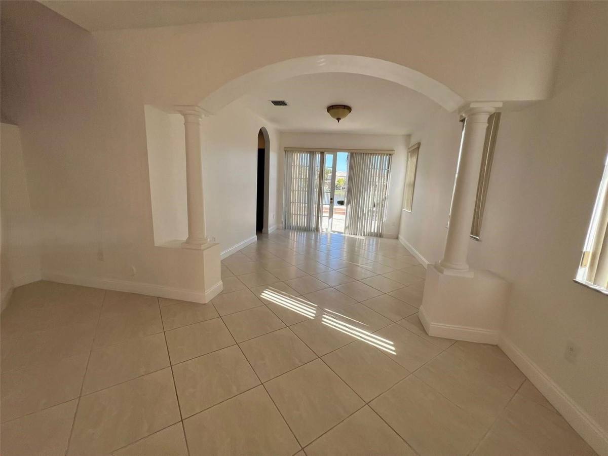 House for rent at 4957 SW 167th Ave, Hollywood, FL 33027