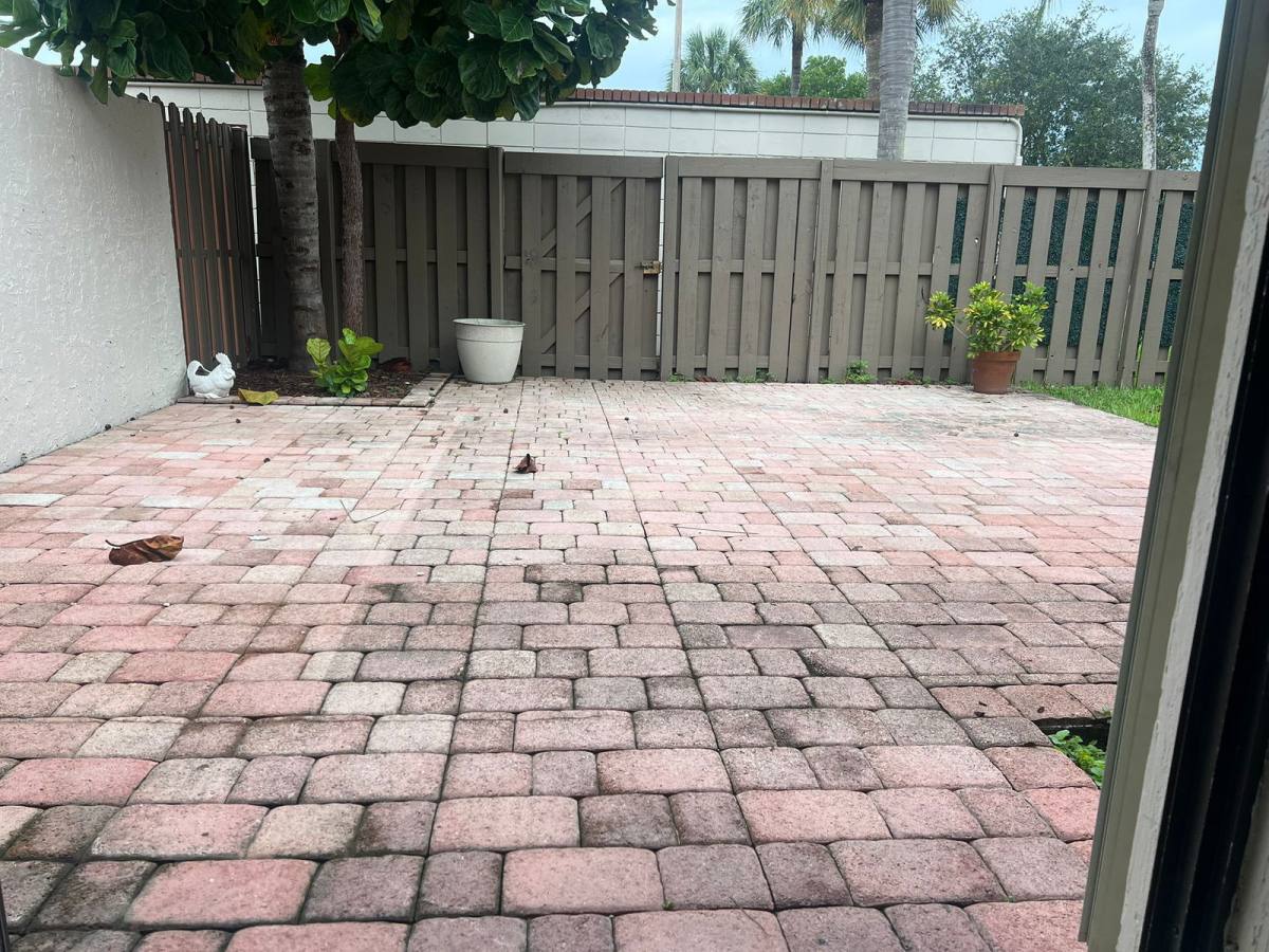 House for rent at 8626 SW 114th Place, Miami, FL 33173