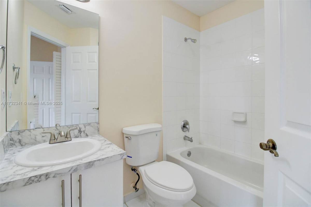 Townhouse for rent at 2205 SE 23rd Rd, Homestead, FL 33035