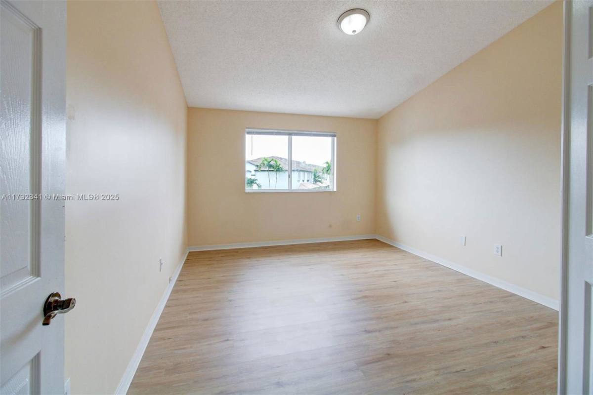 Townhouse for rent at 2205 SE 23rd Rd, Homestead, FL 33035