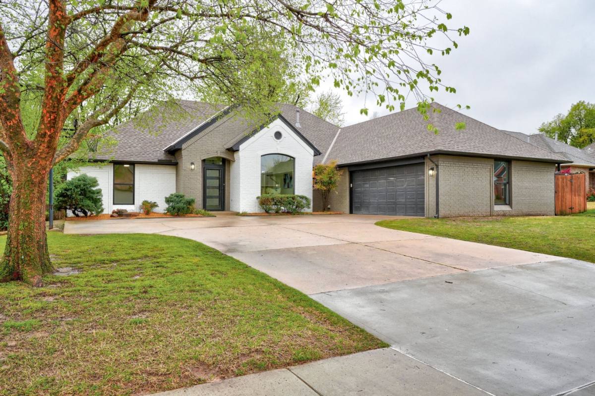 House for rent at 3616 Burlington Dr, Norman, OK 73072