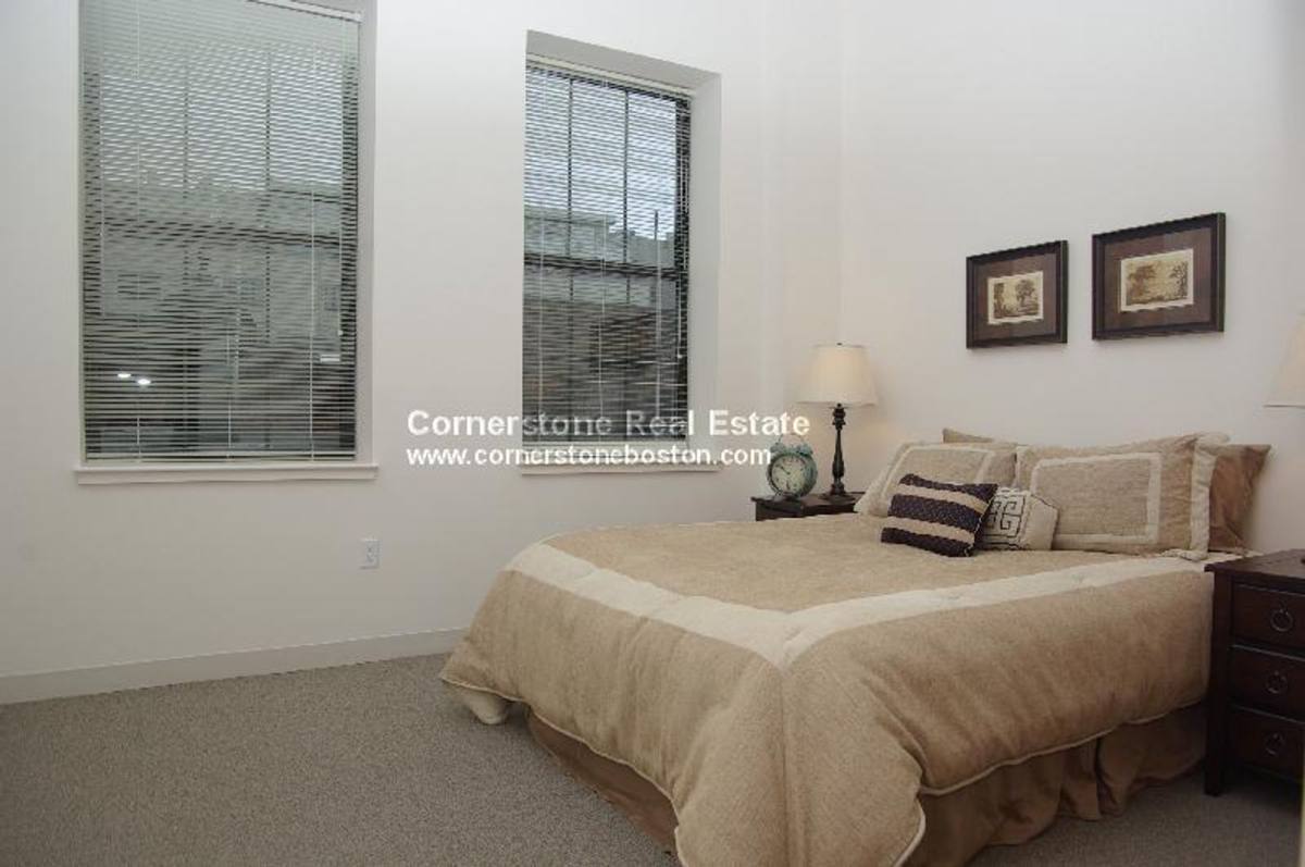 Apartment for rent at 411 Washington St #101, Boston, MA 02108