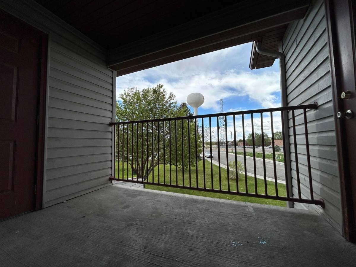 Apartment for rent at 615 Eagle Dr, Riverton, WY 82501