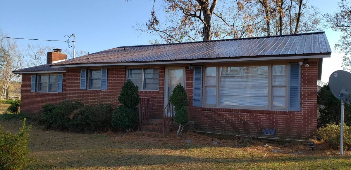 House for rent at 740 Tolarsville Rd, Lumberton, NC 28358