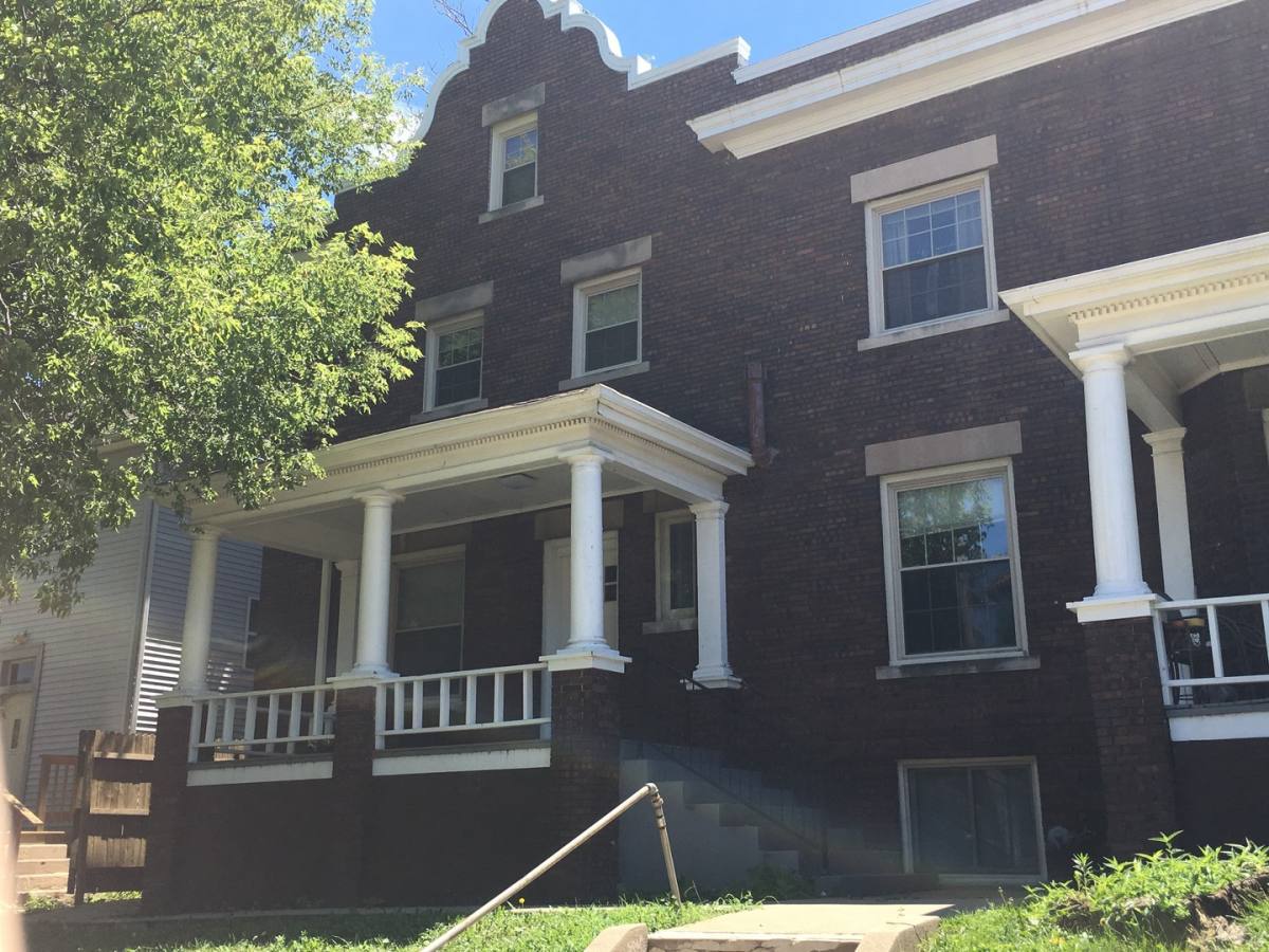 Apartment for rent at 2917 Jackson St, Omaha, NE 68105