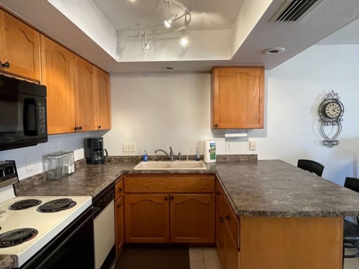 Condo for rent at 2085 Mesquite Ave, Lake Havasu City, AZ 86403