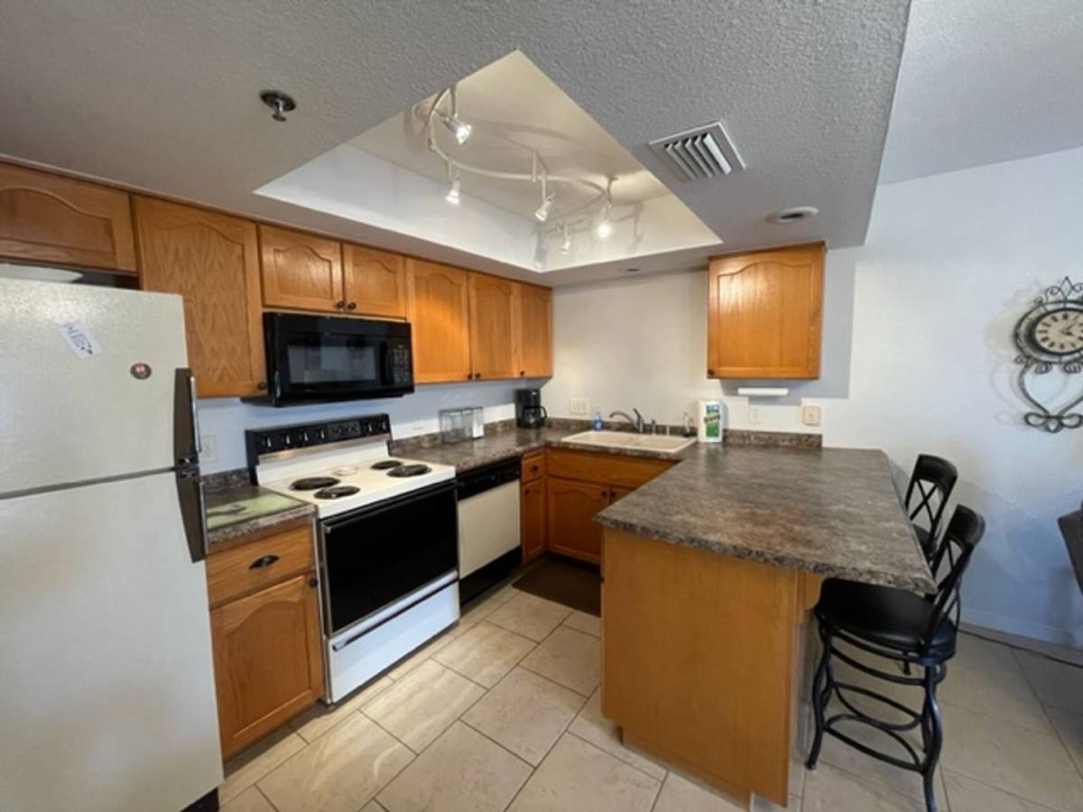 Condo for rent at 2085 Mesquite Ave, Lake Havasu City, AZ 86403