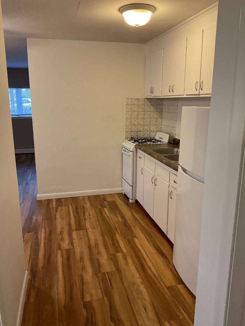 Apartment for rent at 2800 Pillsbury Ave, Minneapolis, MN 55408