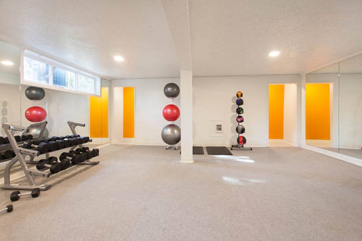 Apartment for rent at 2222 SW Spring Garden St, Portland, OR 97219