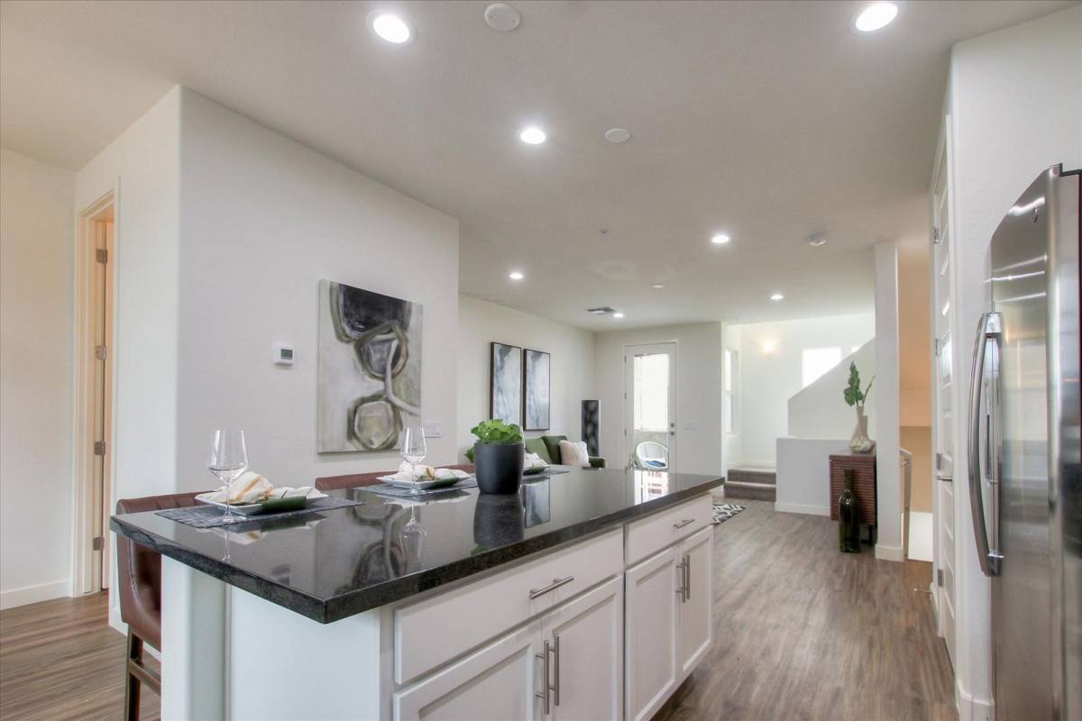 Apartment for rent at 818 E Roosevelt St, Phoenix, AZ 85006