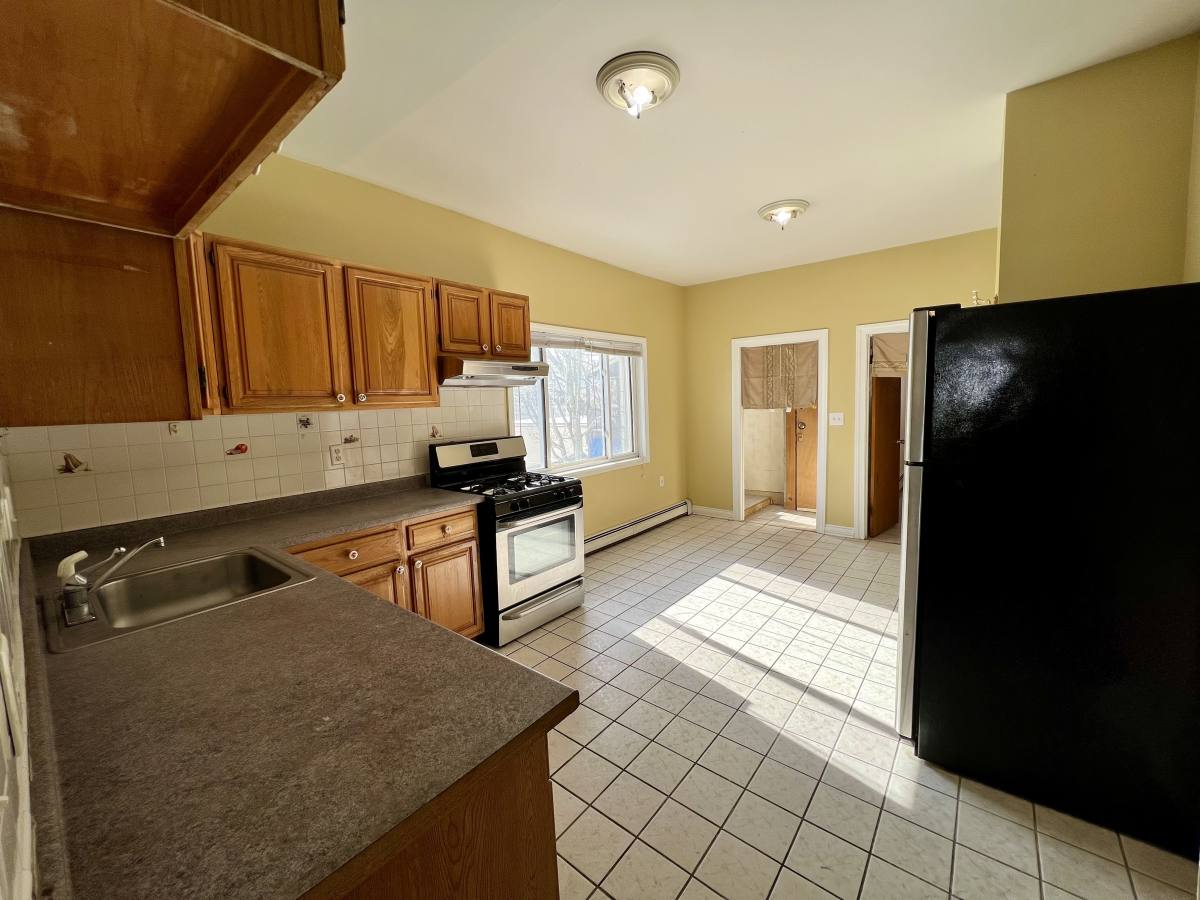 Apartment for rent at 1 Wyeth St #2, Malden, MA 02148