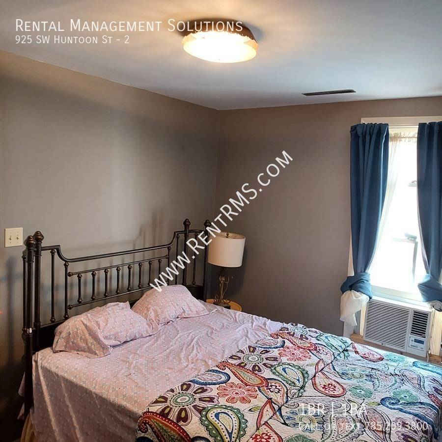 Apartment for rent at 925 SW Huntoon St #2, Topeka, KS 66604