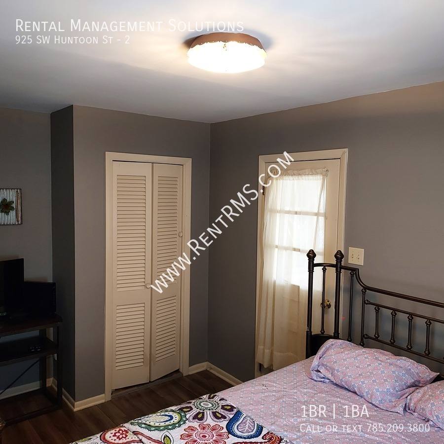Apartment for rent at 925 SW Huntoon St #2, Topeka, KS 66604