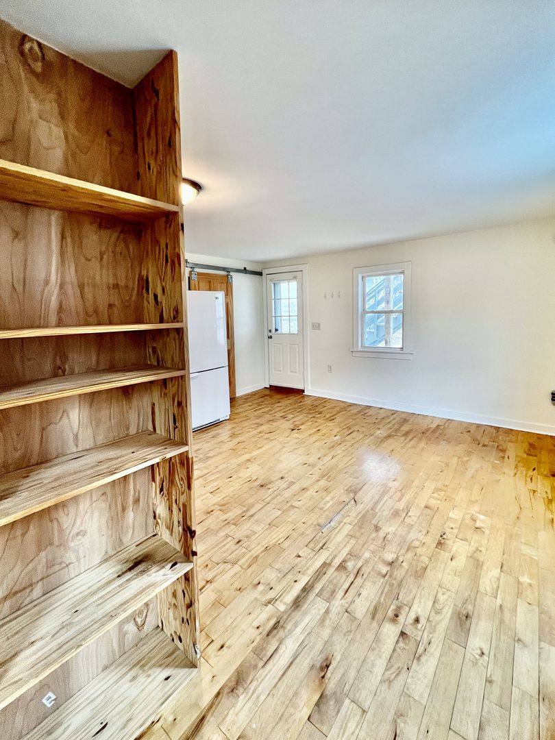 Apartment for rent at 116 Maple St, Burlington, VT 05401