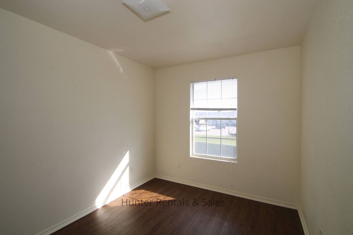 Townhouse for rent at 4000-C Gus Dr, Killeen, TX 76549