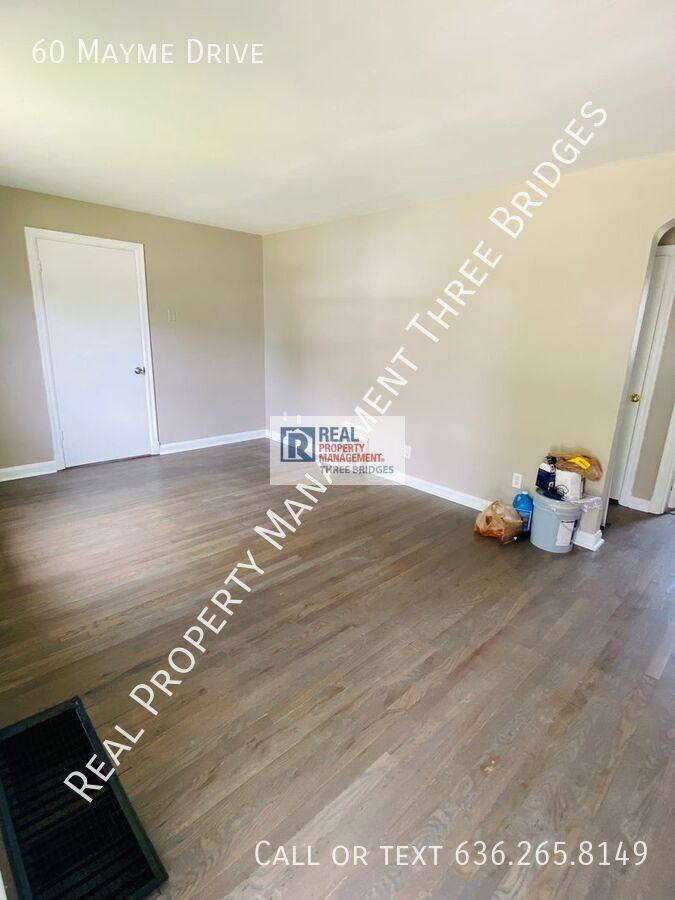 House for rent at 60 Mayme Dr, Saint Louis, MO 63135