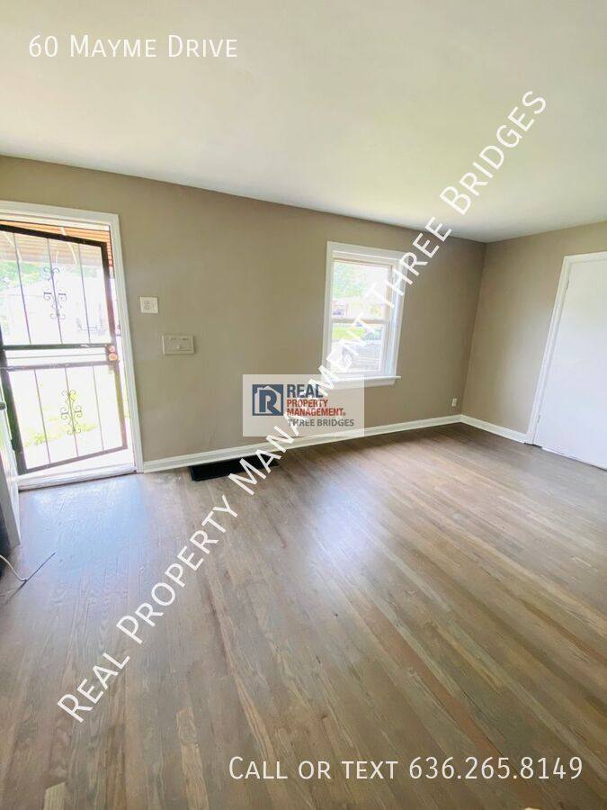 House for rent at 60 Mayme Dr, Saint Louis, MO 63135