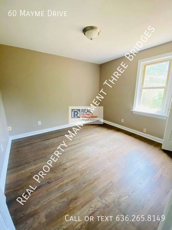 House for rent at 60 Mayme Dr, Saint Louis, MO 63135