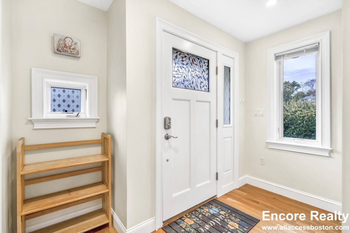 Apartment for rent at 10 Bradbury, Allston, MA 02134