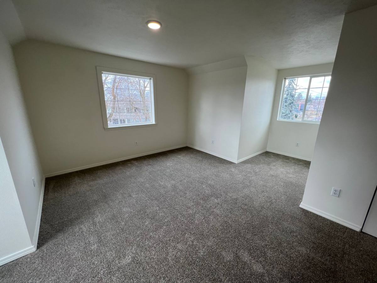 Apartment for rent at 803 E Mission Ave, Spokane, WA 99207