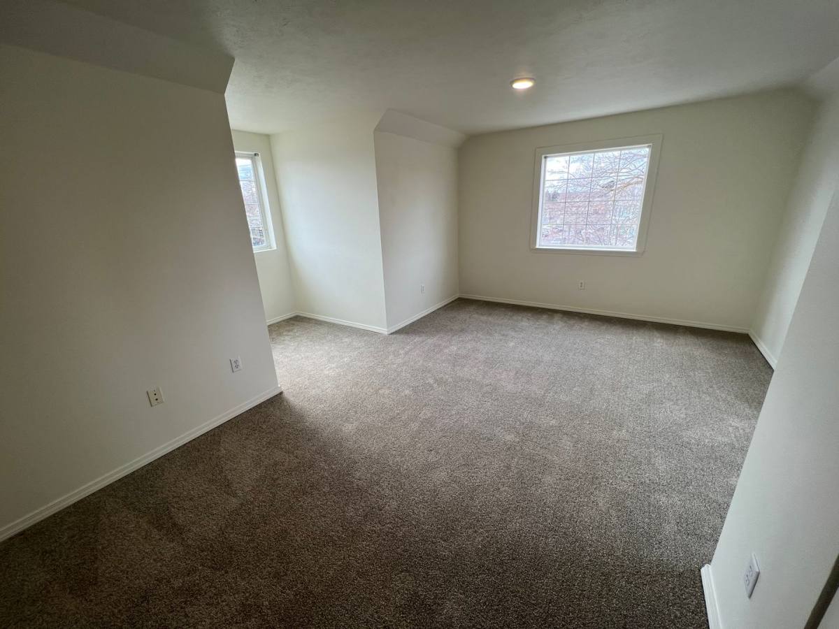 Apartment for rent at 803 E Mission Ave, Spokane, WA 99207