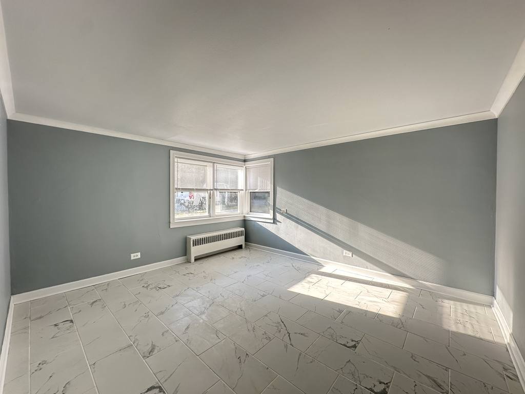 Apartment for rent at 2752 N Shore #PNG, Chicago, IL 60645