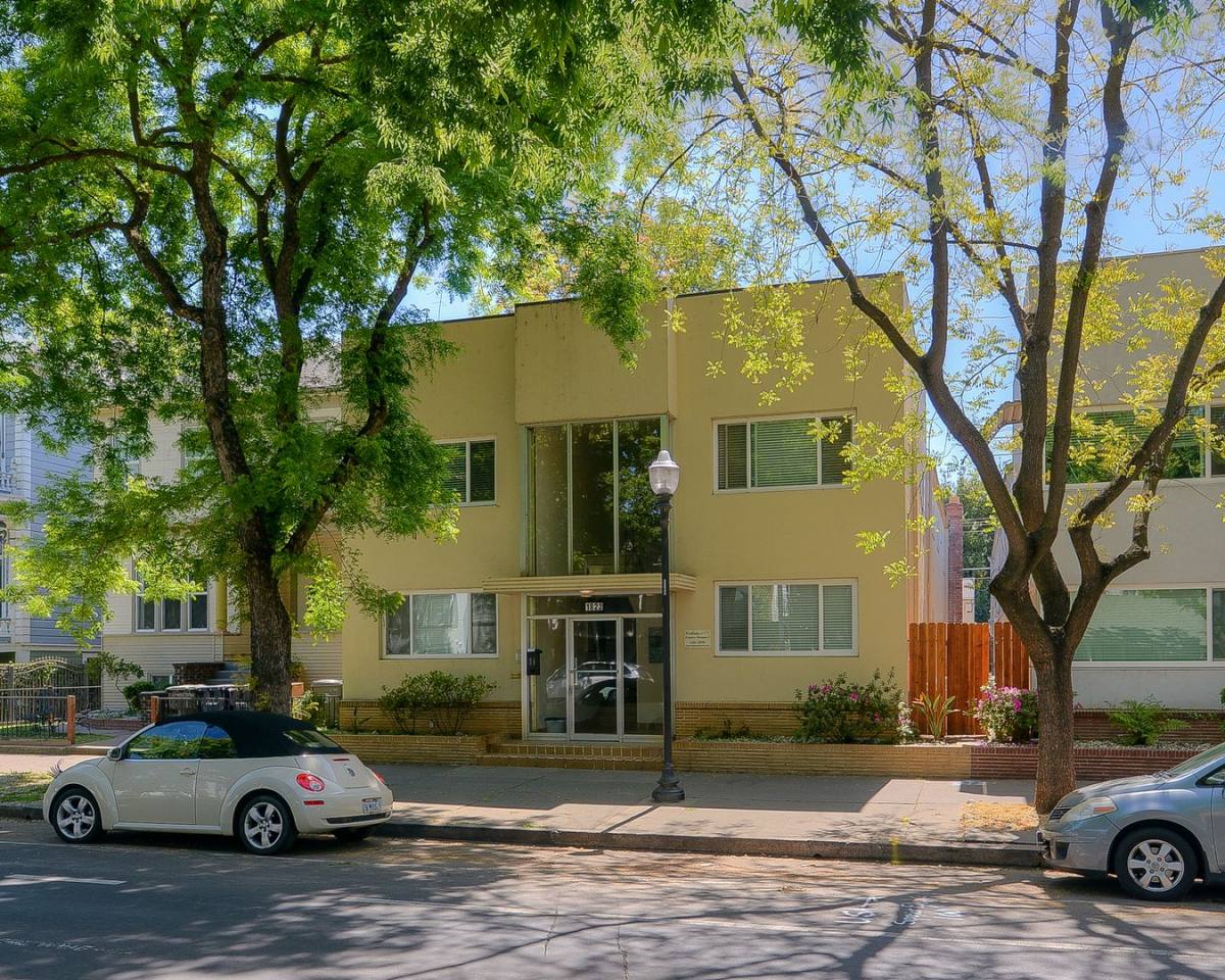 Apartment for rent at 1822 N St, Sacramento, CA 95811