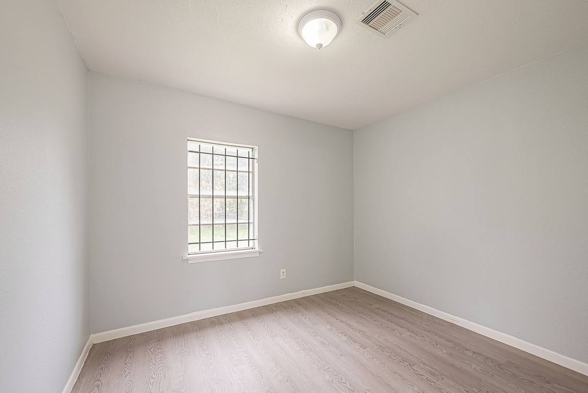 House for rent at 9302 Fairland Dr, Houston, TX 77051