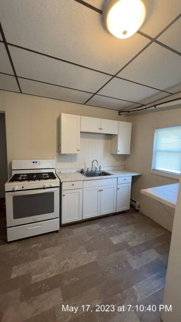 Apartment for rent at 332 Stewart St, Morgantown, WV 26505
