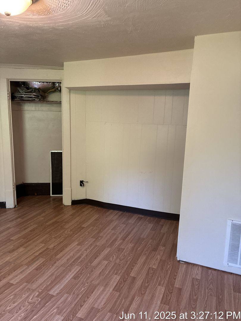 Apartment for rent at 521 Locust, Morgantown, WV 26505