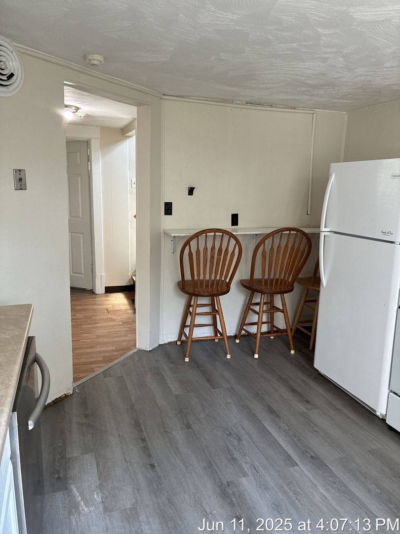 Apartment for rent at 521 Locust, Morgantown, WV 26505